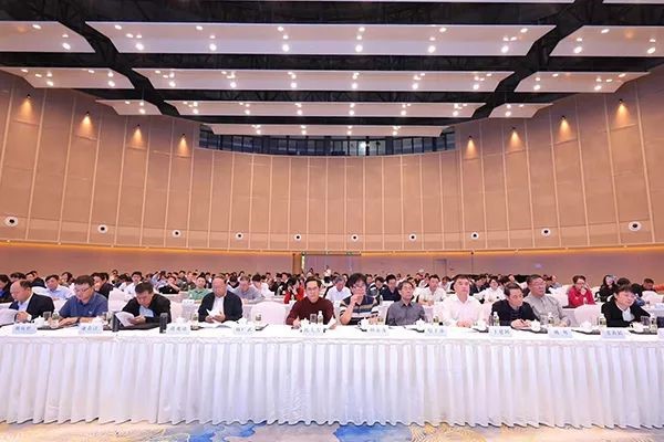 南海区建筑业协会会长周泳锋出席2019年全国工程建设行业协会会长联席会议