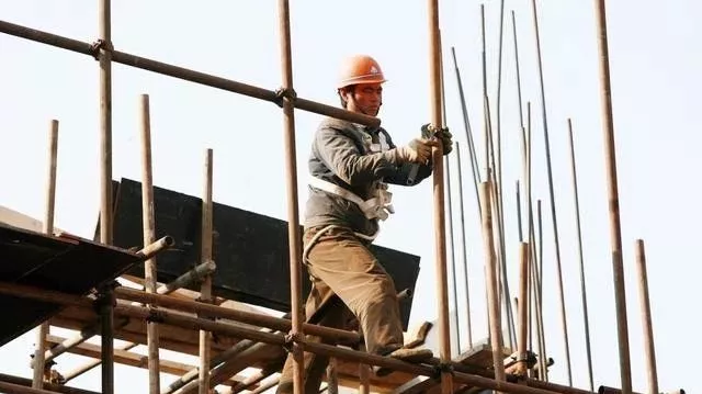 智慧工地企业版实现精细化管理，为建筑企业节省管理成本