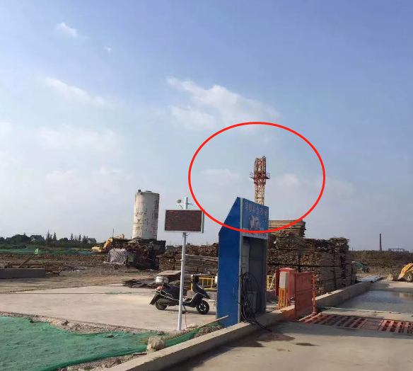 9月18日常州一在建工地塔吊发生倒塌事故，智慧工地能有效预防塔吊事故！