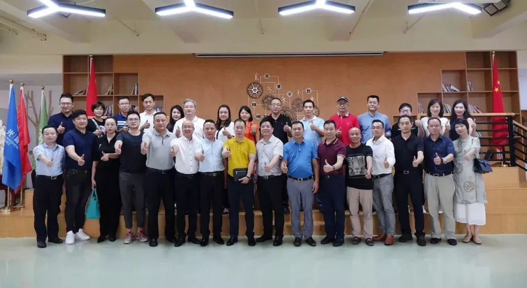 老行业的新智慧 | 数十家房企聚焦“物联网＋房地产”高端对话