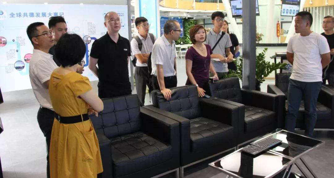 中国建筑（澳门）领导莅临全球共德参观交流，共探智慧工地发展模式