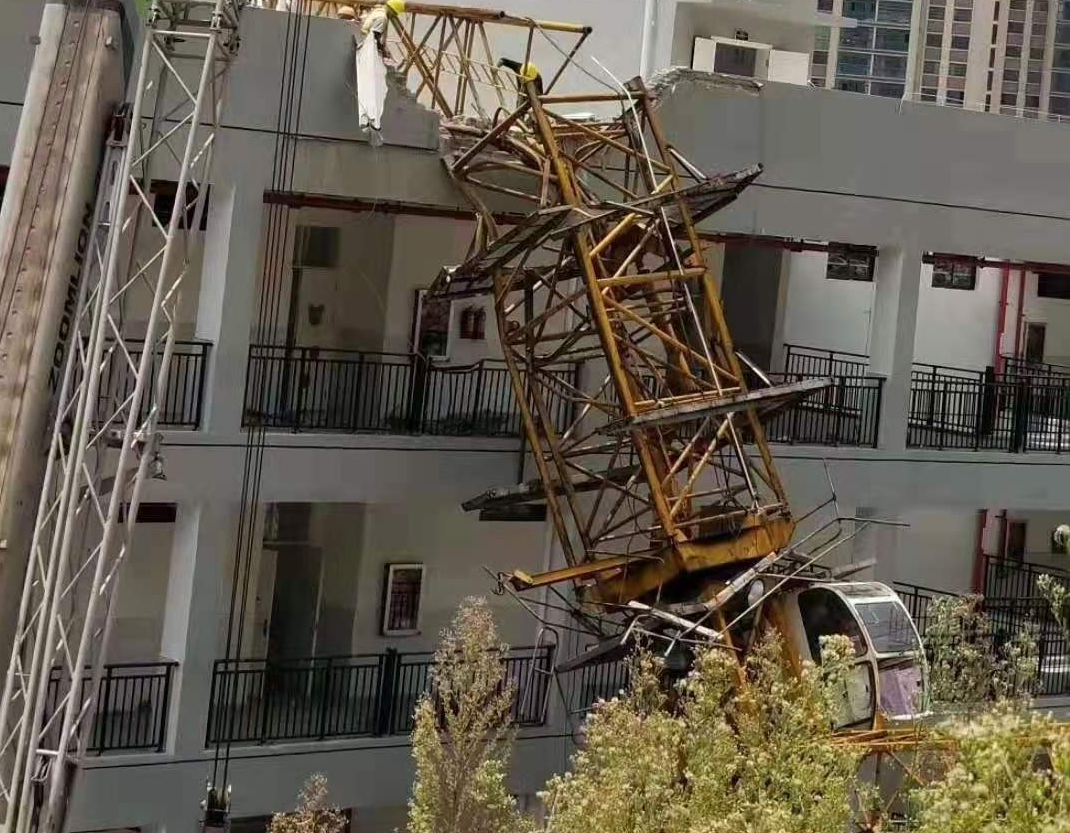 8月25日贵州六盘水一工地塔吊倒塌,为何总是付出生命代价，才去找问题